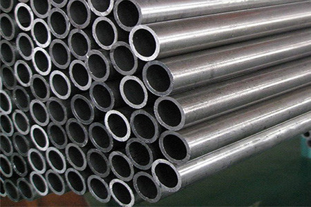 ST35.8 أنابيب الصلب غير الملحومة المدرفلة على البارد سمك الدقة الساطعة 2 مم