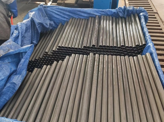 0.3-3mm أنابيب الصلب الملحومة الدقة SPCC 12-40mm 1010 1020 1035
