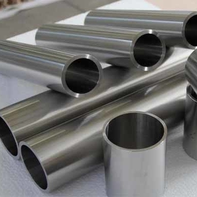 Gr9 Ti-3al-2.5V أنابيب التيتانيوم غير الملحومة سعر أنبوب التيتانيوم 31.8 * 0.9 * 914.4mm